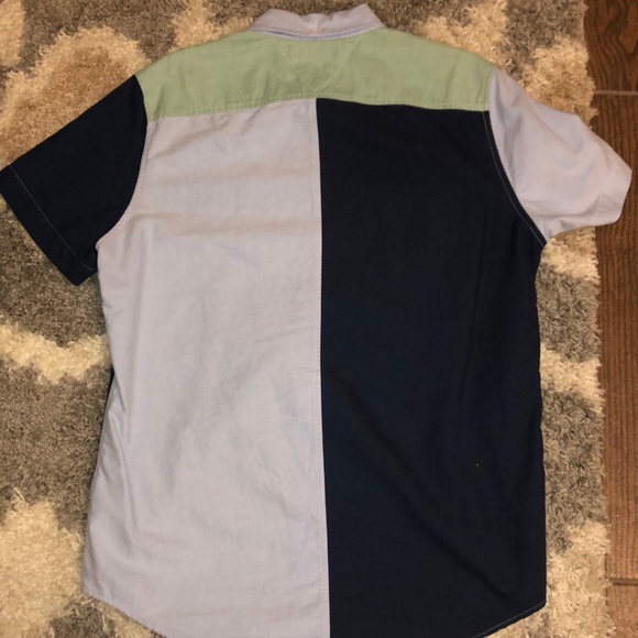 Men’s Tommy Hilfiger Button down Medium - Picture 2 of 3